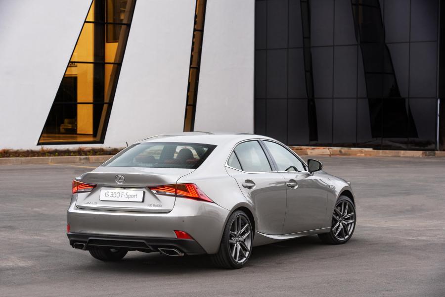  Lexus IS350 F-Sport 2016 года  (ZA) (фото 18 из 26)